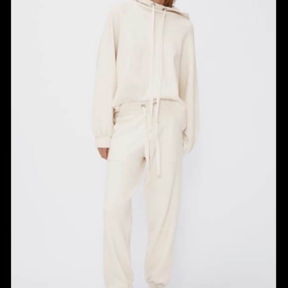 Zara Ecru knit hoodie and joggers set - Picture 2 of 4